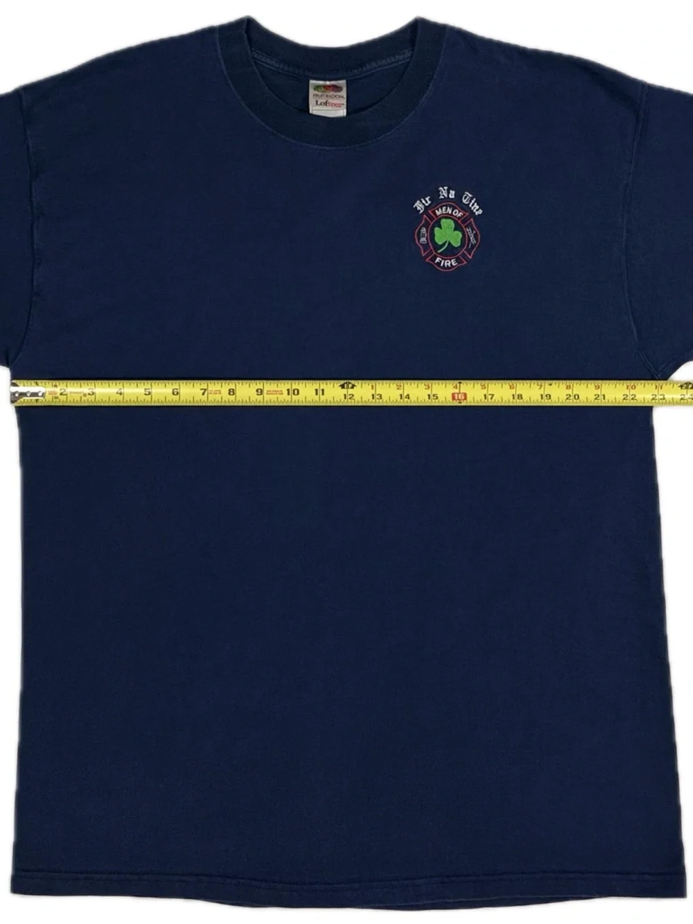 Vtg Y2K Fruit of the Loom Fir Na Tine Men of‎ Fire shamrock Irish t shirt men XL
